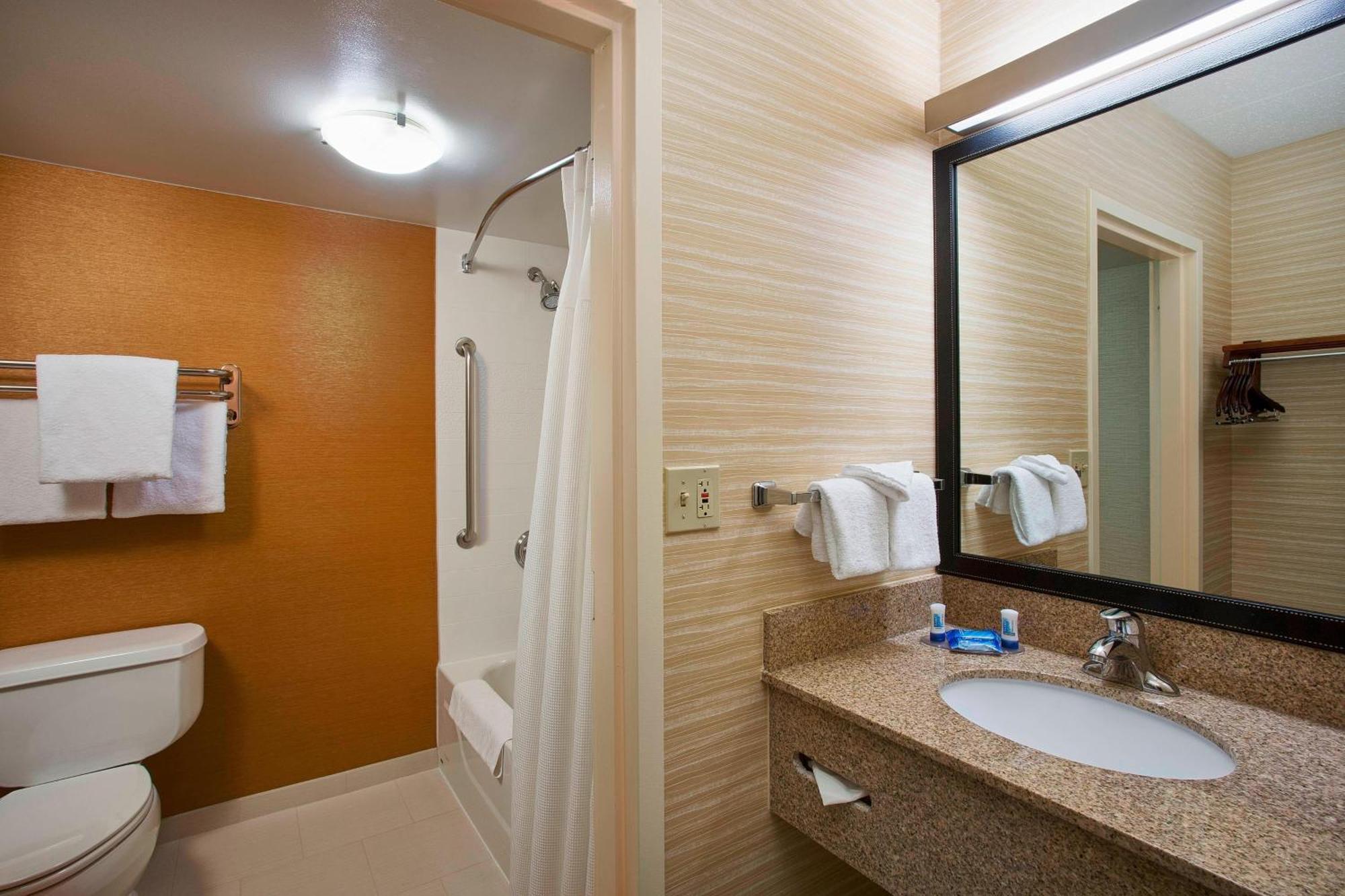 Fairfield Inn & Suites Chicago Midway Airport Bedford Park Zewnętrze zdjęcie